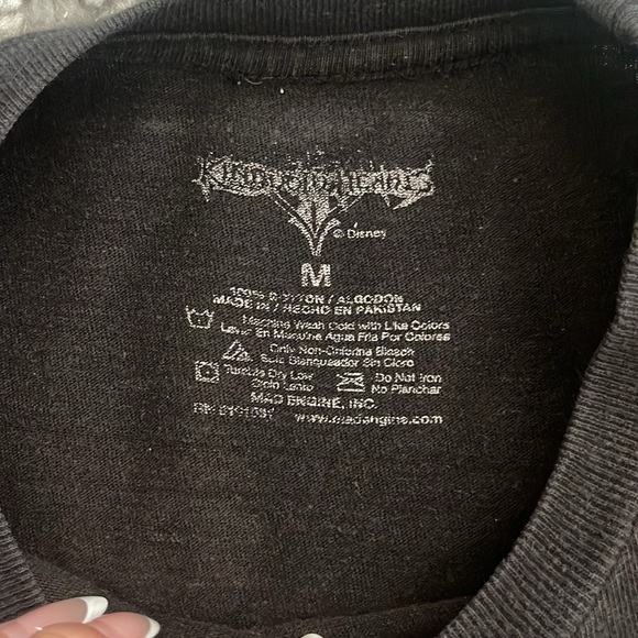 Vintage kingdom of hearts graphic tee - Picture 2 of 2